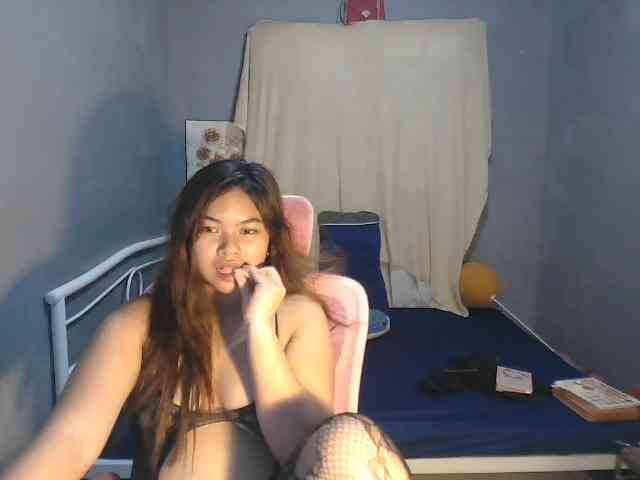 sweetiepiee webcam
