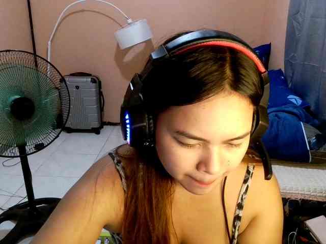 sweetiepiee webcam