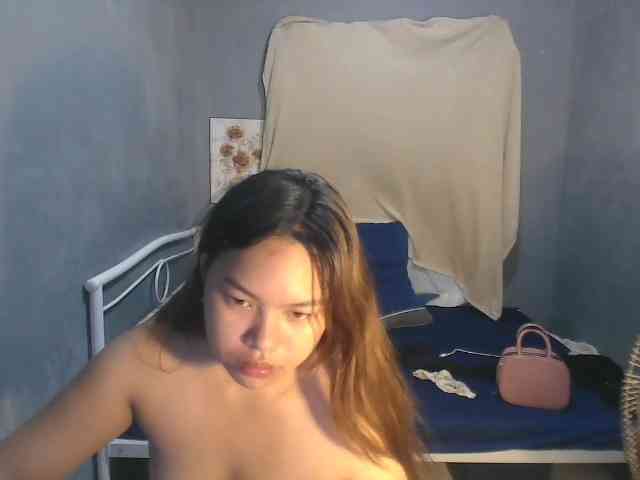 sweetiepiee webcam