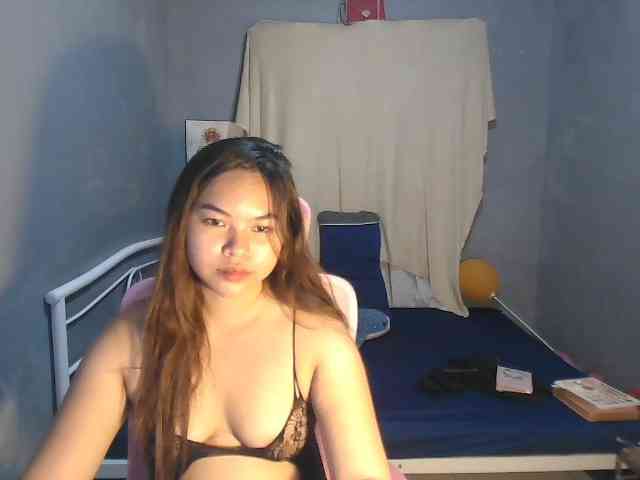 sweetiepiee webcam