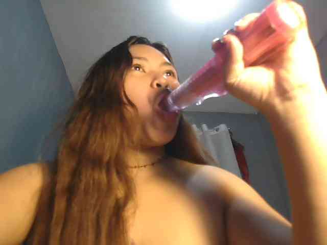 sweetiepiee webcam