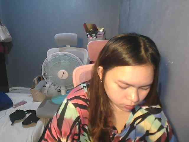 sweetiepiee webcam