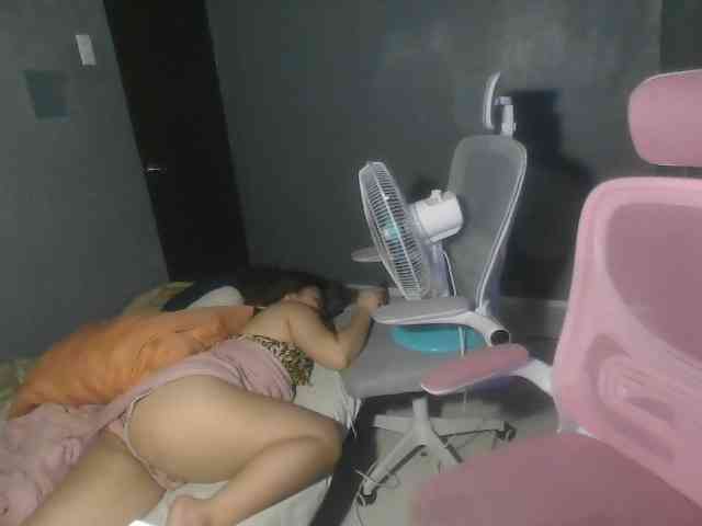 sweetiepiee webcam