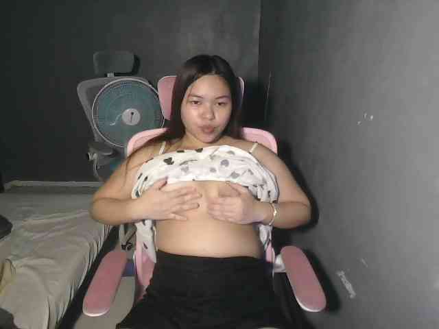 sweetiepiee webcam
