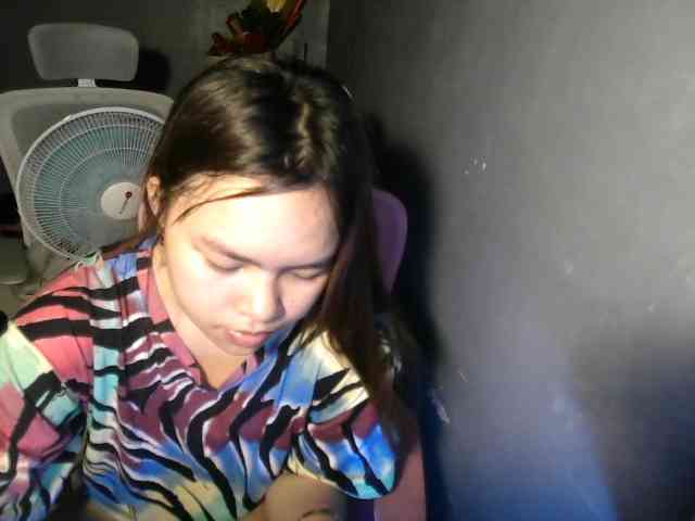 sweetiepiee webcam