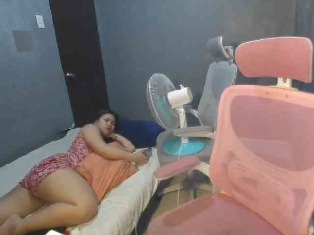 sweetiepiee webcam