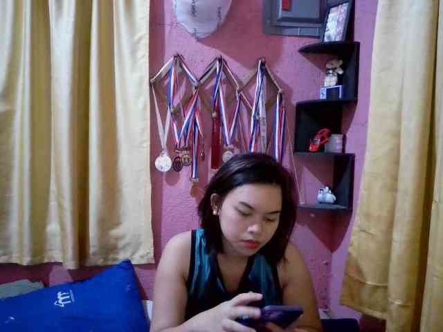 sweetiepiee Live Webcam on BongaCams