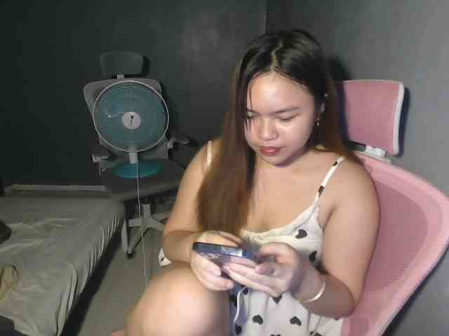 sweetiepiee webcam