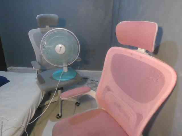 sweetiepiee webcam