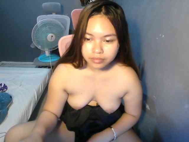 sweetiepiee webcam