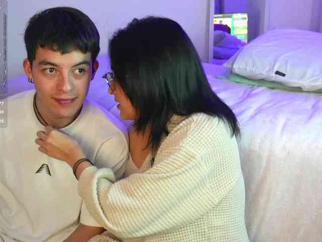 mary_and_andres webcam