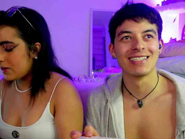 mary_and_andres webcam