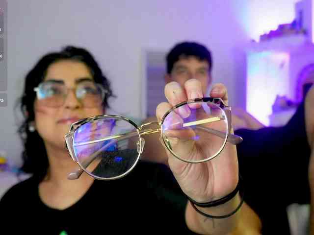 mary_and_andres webcam