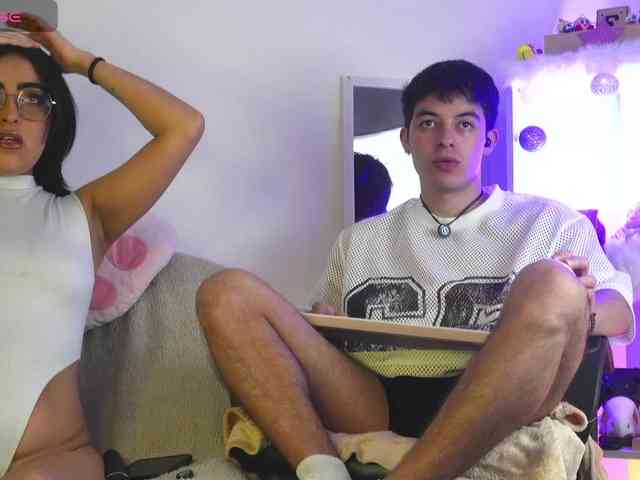 mary_and_andres webcam