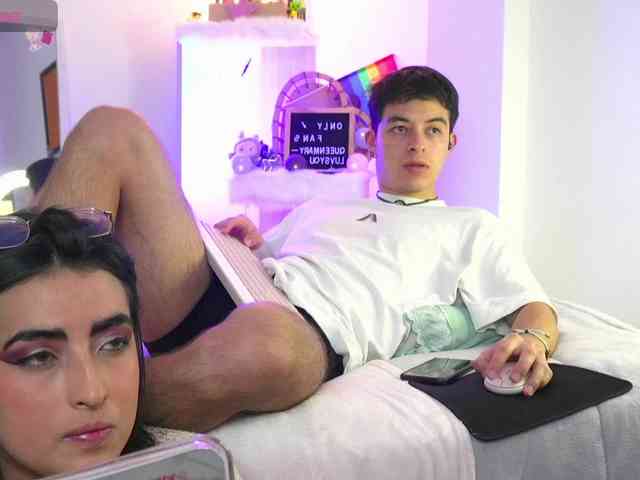 mary_and_andres webcam
