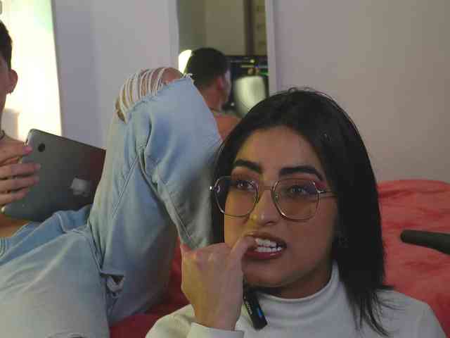 mary_and_andres webcam