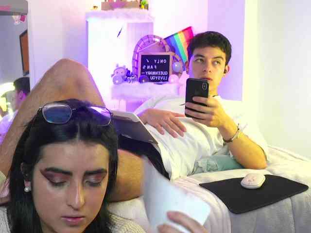 mary_and_andres webcam