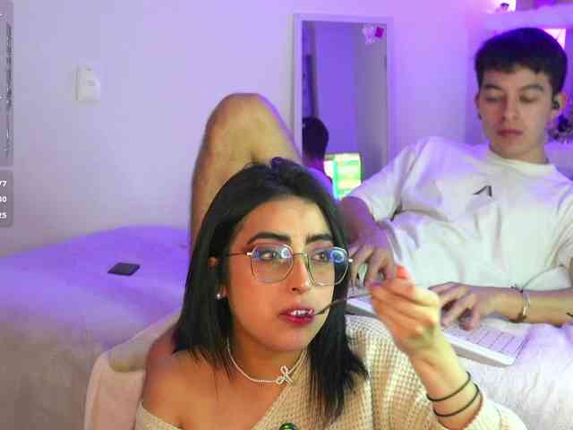 mary_and_andres webcam