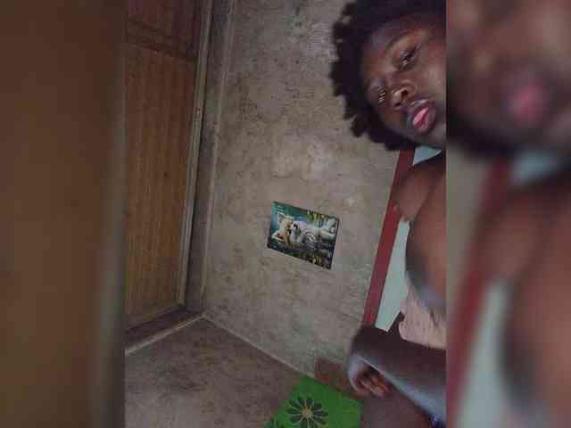 shiiquery110 webcam