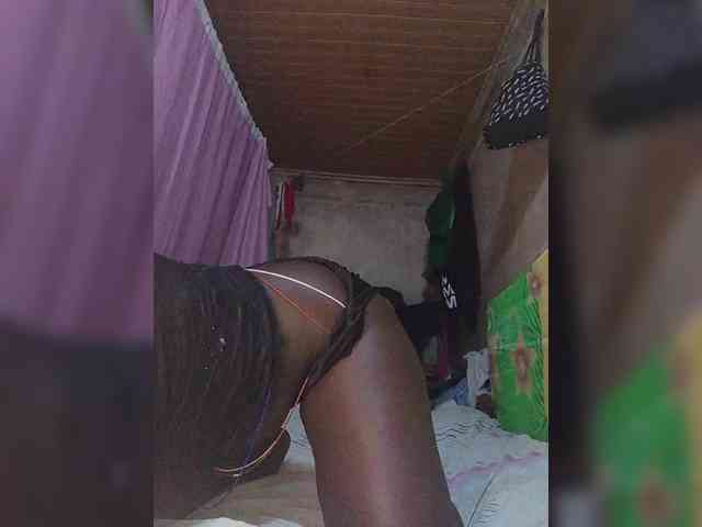shiiquery110 webcam