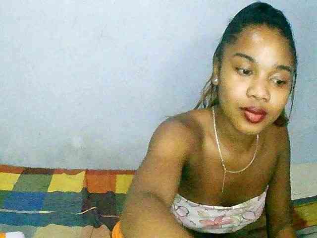 Sexylove565 webcam