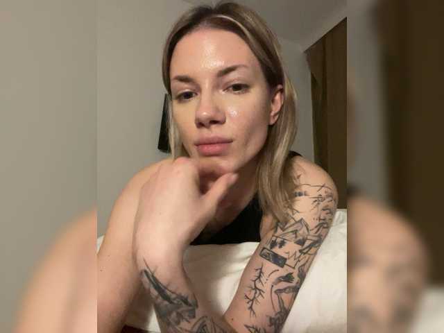 Millashaa's BongaCams show and profile