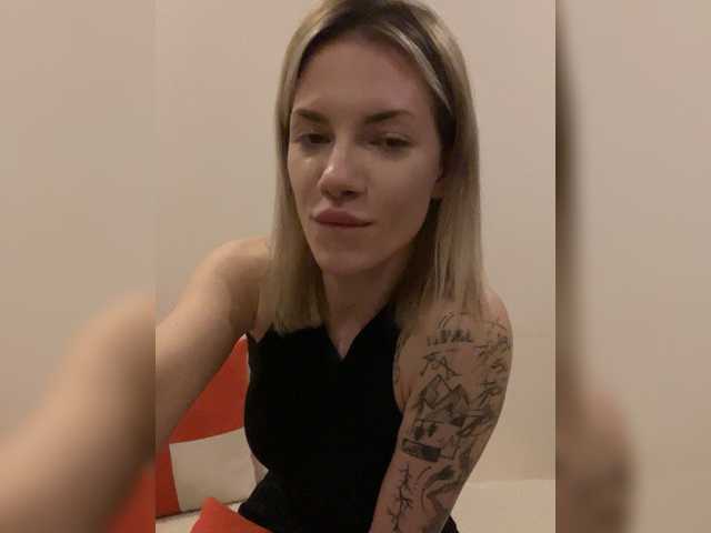 Millashaa's BongaCams show and profile