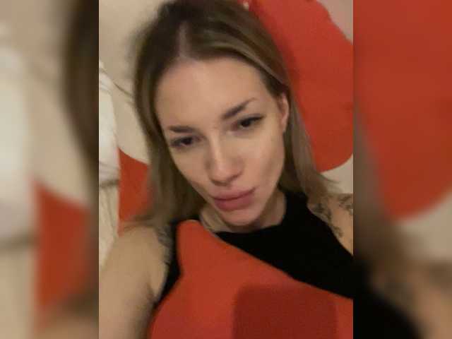 Millashaa's BongaCams show and profile