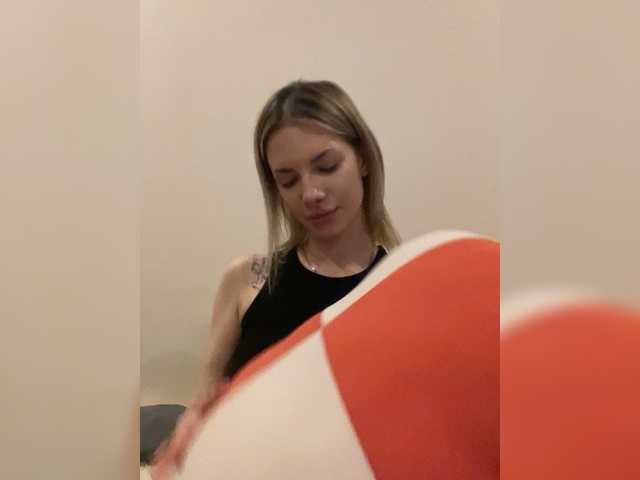 Millashaa's BongaCams show and profile