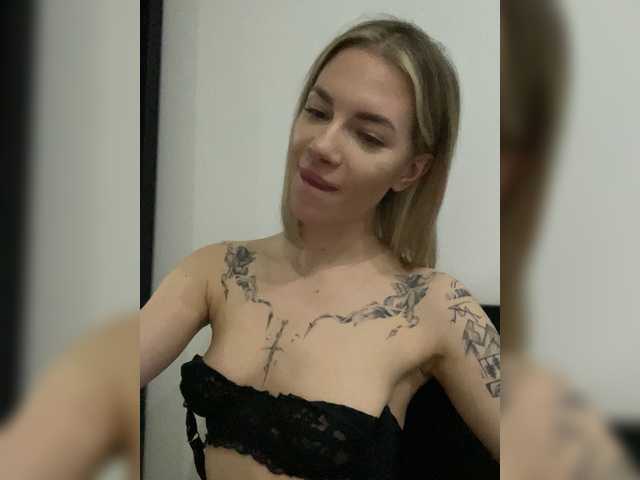 Millashaa's BongaCams show and profile