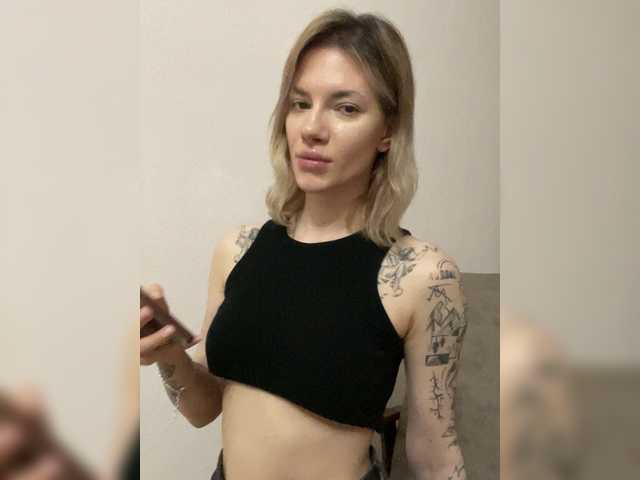 Millashaa's BongaCams show and profile