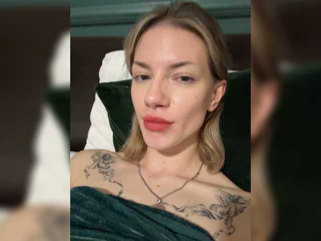 Millashaa's BongaCams show and profile