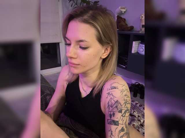 Millashaa's BongaCams show and profile