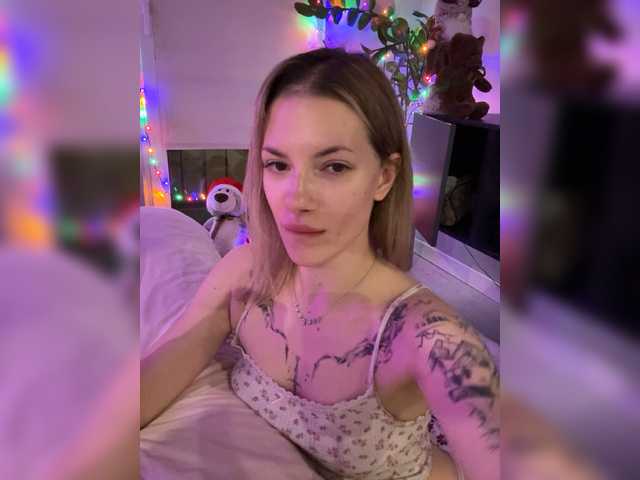 Millashaa's BongaCams show and profile