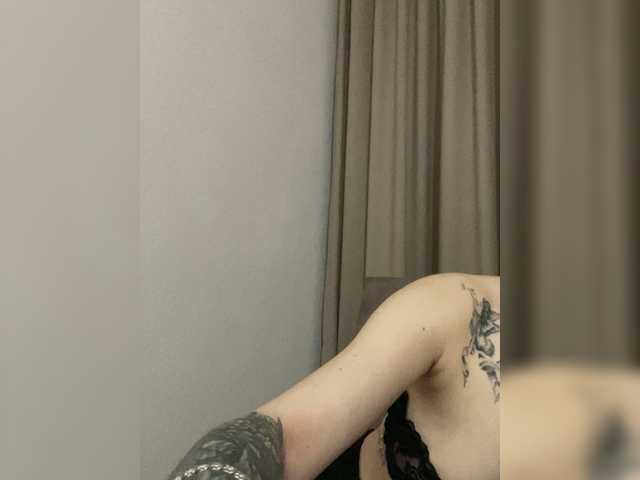 Millashaa's BongaCams show and profile