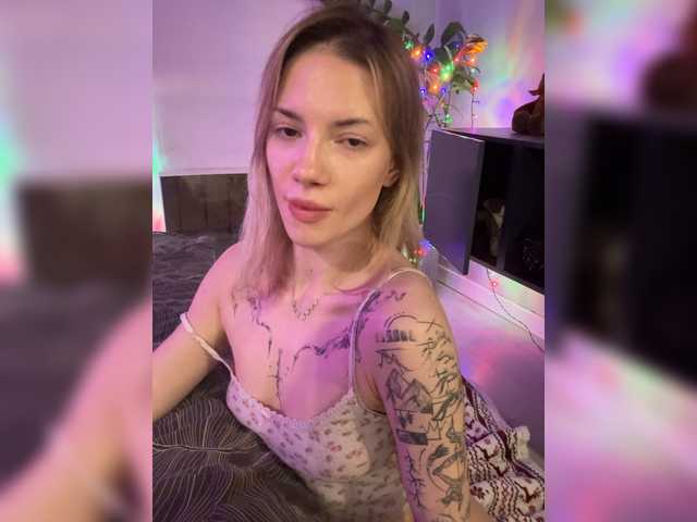 Millashaa's BongaCams show and profile