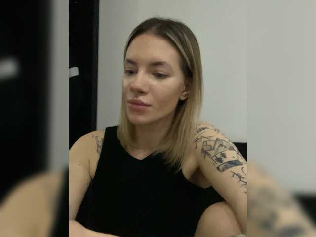 Millashaa's BongaCams show and profile