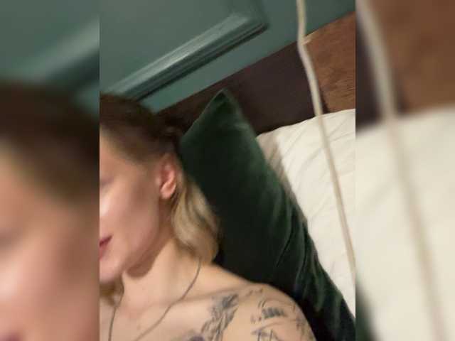 Millashaa's BongaCams show and profile