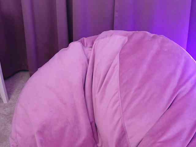 VanyaRayy webcam