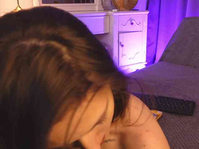 VanyaRayy webcam