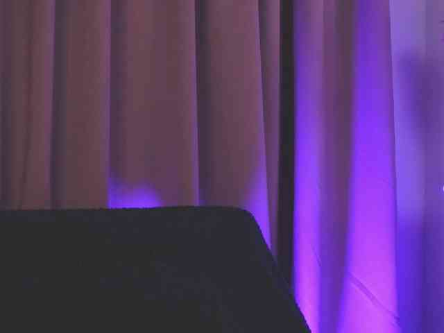 VanyaRayy webcam