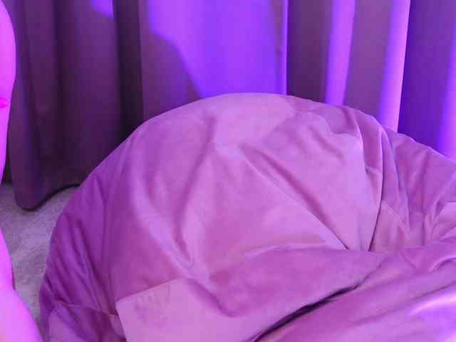 VanyaRayy webcam