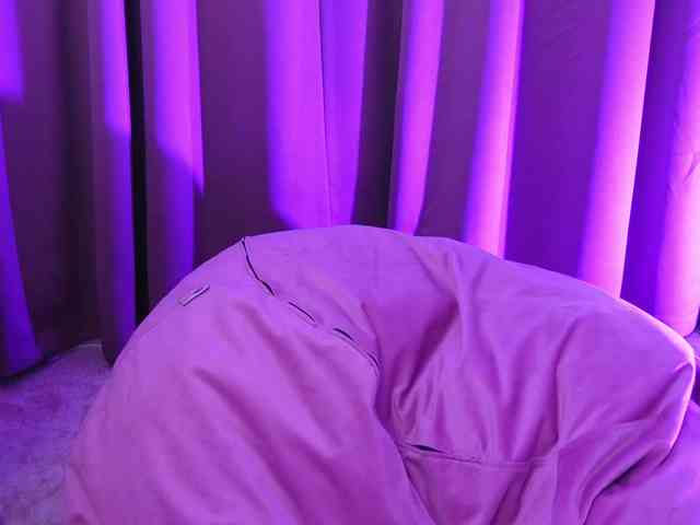 VanyaRayy webcam
