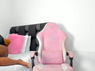 NaomiEmber Porn Show