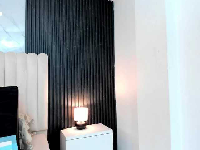 Samantha-Claus's BongaCams show and profile