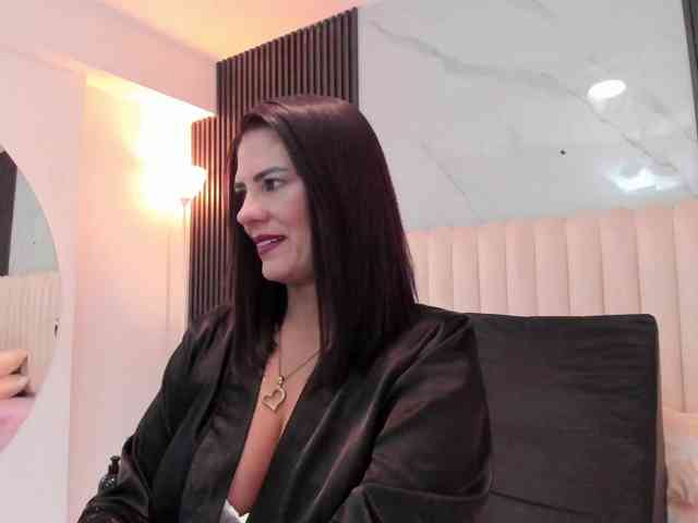 Samantha-Claus Samantha-Claus