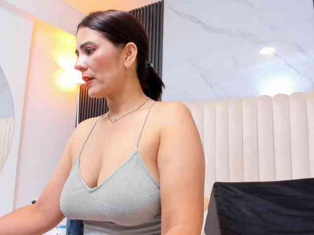 private live show Samantha-Claus