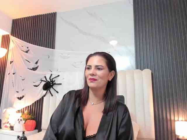 Samantha-Claus Samantha-Claus