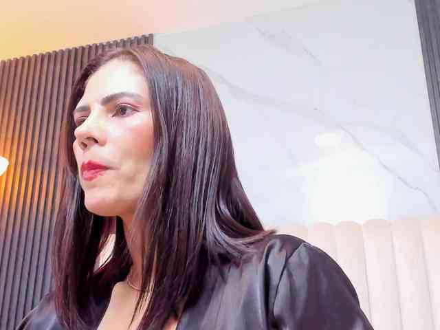 xxx chatroom Samantha-Claus
