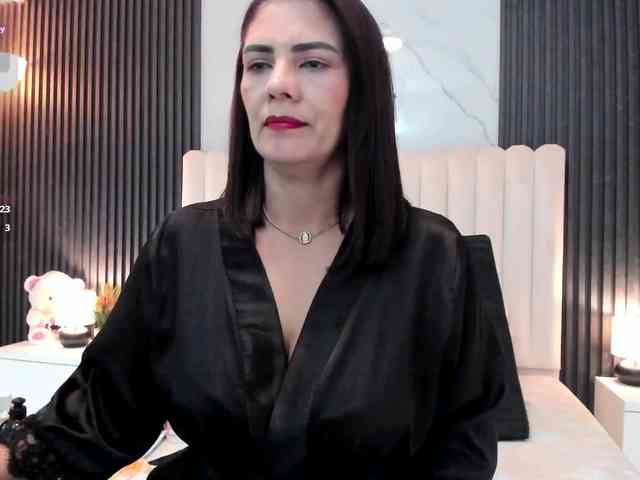 Samantha-Claus Samantha-Claus